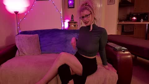 Mr  Mrs J online show from 01-28-25, 05:24