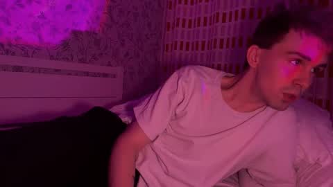 Snapshot of mrkallin chatting on 02-24-26, 06:39 mrkallin online show from 02-24-26, 06:39