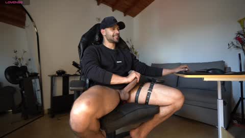 Luis    Instagram   online show from 02-04-25, 06:49