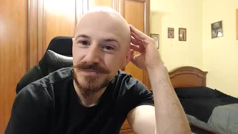 Antony online show from 01-13-26, 04:56