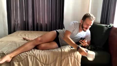 Max online show from 10-17-25, 01:09