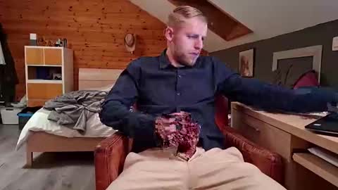 mrnobody6209 online show from 04-19-26, 02:55