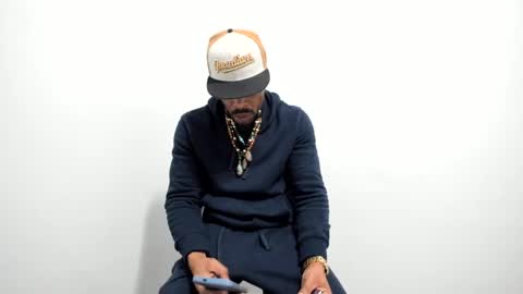 mromg007 online show from 12-20-24, 07:17