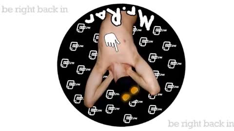 Snapshot of mrrarxoxo chatting on 02-10-25, 03:32 Mr. Rar online show from 02-10-25, 03:32