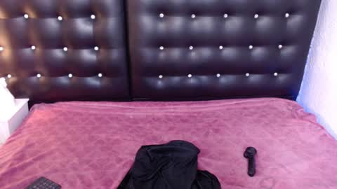 mrs_buttocks online show from 02-01-25, 07:23