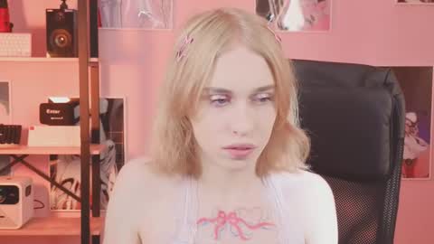 Barbie online show from 10-03-25, 06:32