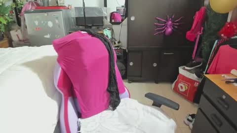 mrs_mommy online show from 11-24-25, 10:42