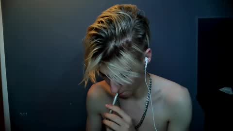 Adam online show from 01-06-25, 05:08