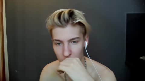 Adam online show from 01-06-25, 08:14