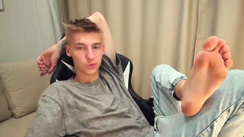 Adam online show from 09-12-25, 11:54