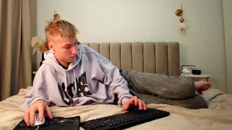 Adam online show from 09-14-25, 07:51