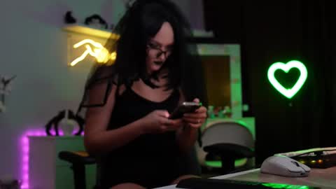 YOUR OWNER online show from 11-06-25, 05:03