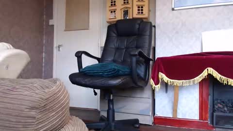 Mr. Dan online show from 11-04-25, 12:37