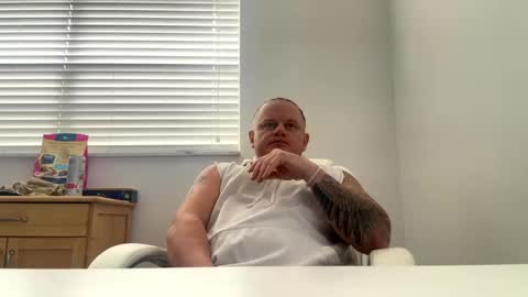 Snapshot of mrthick954 chatting on 12-09-24, 07:18 mrthick954 online show from 12-09-24, 07:18