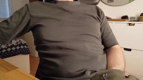 Tony online show from 02-25-26, 07:07