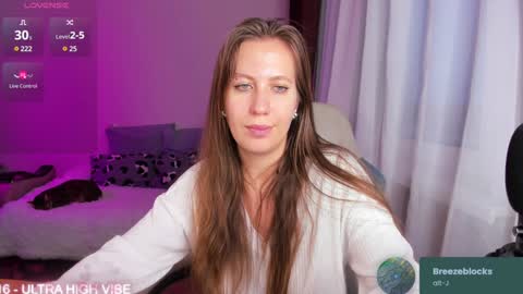 Snapshot of ms_allison chatting on 01-25-25, 01:30 Allison online show from 01-25-25, 01:30