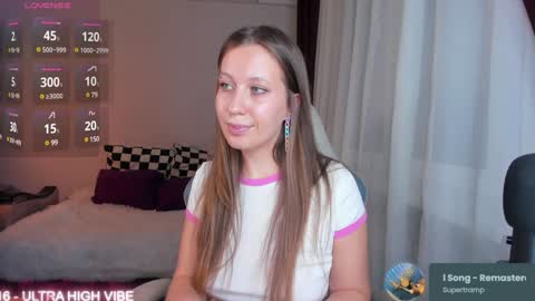 Snapshot of ms_allison chatting on 02-06-25, 03:20 Allison online show from 02-06-25, 03:20