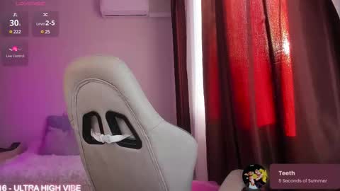 Snapshot of ms_allison chatting on 02-22-25, 01:02 Allison online show from 02-22-25, 01:02