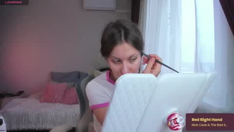 Snapshot of ms_allison chatting on 03-05-25, 11:28 Allison online show from 03-05-25, 11:28