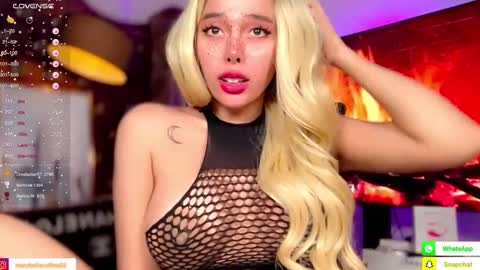 Miss Bella MIXED BRITISH DUTCH BLACK AMERICAN online show from 12-19-24, 03:30