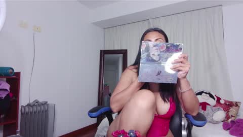 Freya online show from 12-24-24, 01:59