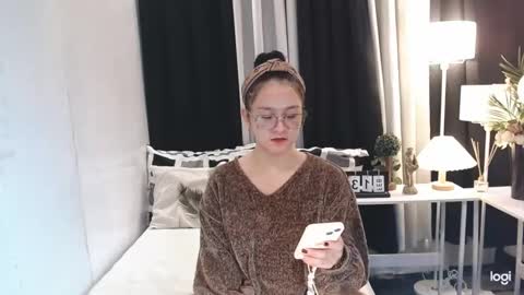 Ash online show from 02-13-25, 12:43