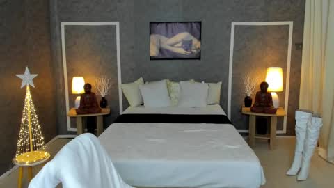 Snapshot of ms_lhadycummer chatting on 12-14-24, 05:25 Samantha online show from 12-14-24, 05:25