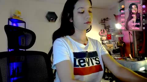 MISS LISSA online show from 04-18-26, 04:55