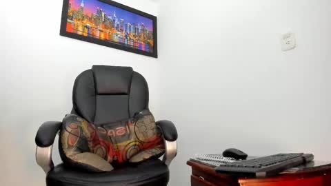 ms_lunarose online show from 10-26-25, 01:11