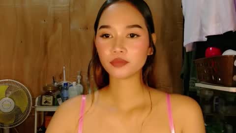 Snapshot of ms_maria8888 chatting on 10-11-25, 11:09 ms_maria8888 online show from 10-11-25, 11:09