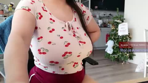 Snapshot of ms_mochii chatting on 11-28-25, 07:38 R o r i SnapChat heyroriv2 wednesday - sunday Noon oclock mountain - 5pm mountain online show from 11-28-25, 07:38