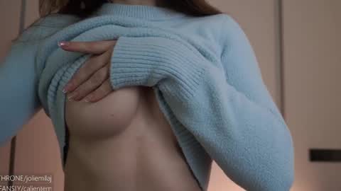 Snapshot of ms_seductive chatting on 02-19-25, 02:23 Your M online show from 02-19-25, 02:23