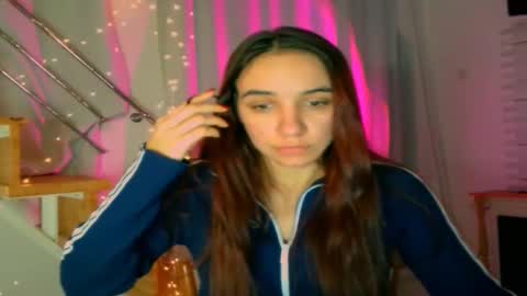 Snapshot of ms_sophiee chatting on 01-04-25, 04:11 ms_sophiee online show from 01-04-25, 04:11
