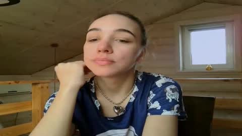 Snapshot of ms_sophiee chatting on 03-06-25, 08:19 ms_sophiee online show from 03-06-25, 08:19
