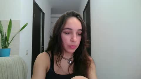Snapshot of ms_sophiee chatting on 12-03-25, 06:06 ms_sophiee online show from 12-03-25, 06:06
