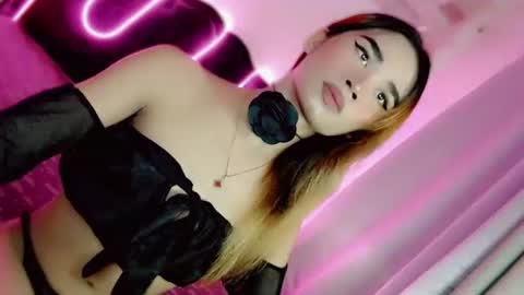 mscherry_ online show from 01-12-26, 05:45