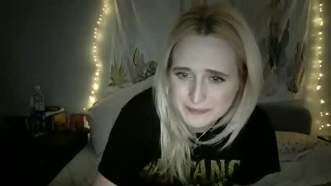 msclairewhatever online show from 09-16-25, 04:24