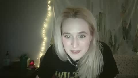 msclairewhatever online show from 09-30-25, 04:17