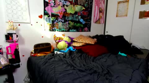 Cunty Luxxe online show from 04-23-26, 03:58