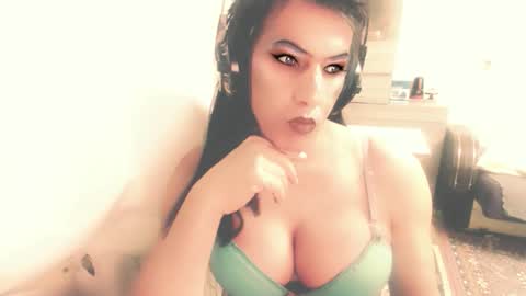 Snapshot of msedefm chatting on 09-10-25, 05:57 msedefm online show from 09-10-25, 05:57