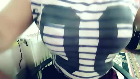 Snapshot of msedefm chatting on 10-21-25, 06:08 msedefm online show from 10-21-25, 06:08