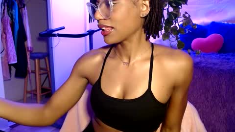 Snapshot of msemonibrown chatting on 12-02-25, 11:56 CocoSage online show from 12-02-25, 11:56