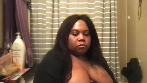 Chocolate  Candy   Stick online show from 01-14-25, 12:43