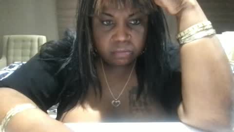 Chocolate  Candy   Stick online show from 03-06-25, 02:51