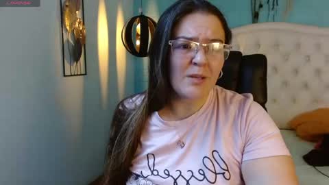 Jossie online show from 05-01-26, 03:33