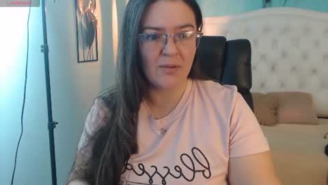 Jossie online show from 06-12-26, 04:00