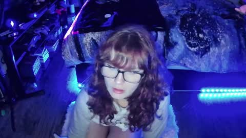 Snapshot of msmallow chatting on 01-06-25, 09:22 Mallow online show from 01-06-25, 09:22