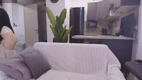 msmelaniaa online show from 07-26-26, 05:04