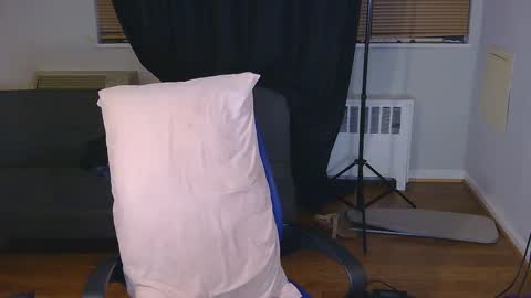 Merlin Mystique online show from 10-17-25, 02:37