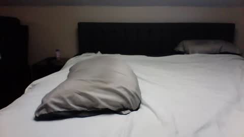 msmith810 online show from 02-09-25, 06:01